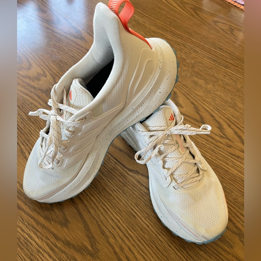 Adidas Size 9 White Running Sneakers with Coral Pull Tab